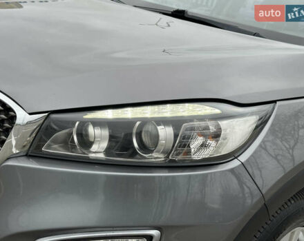 Сірий Кіа Соренто, об'ємом двигуна 2.2 л та пробігом 180 тис. км за 18500 $, фото 21 на Automoto.ua