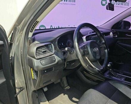 Киа Соренто 2015 в Киеве на Automoto.ua Серый Киа Соренто, объемом двигателя 2 л и пробегом 125 тыс. км за 8800 $, фото 11 на Automoto.ua