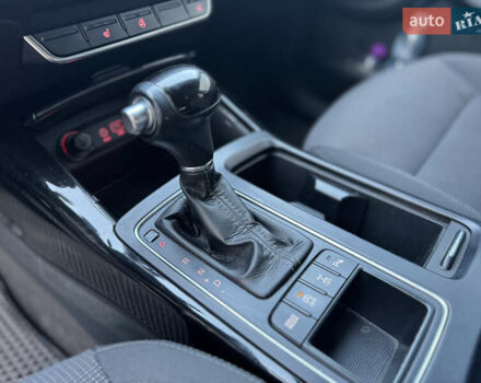 Серый Киа Соренто, объемом двигателя 2.2 л и пробегом 280 тыс. км за 16900 $, фото 31 на Automoto.ua