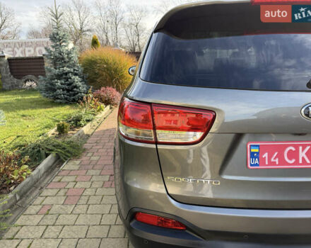 Серый Киа Соренто, объемом двигателя 2.2 л и пробегом 192 тыс. км за 18200 $, фото 16 на Automoto.ua