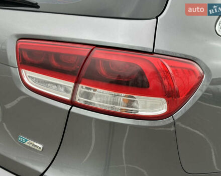 Сірий Кіа Соренто, об'ємом двигуна 2.2 л та пробігом 180 тис. км за 18500 $, фото 28 на Automoto.ua