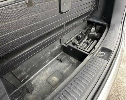 Серый Киа Соренто, объемом двигателя 2.36 л и пробегом 121 тыс. км за 14700 $, фото 11 на Automoto.ua