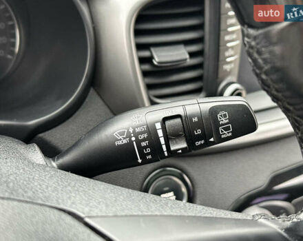 Сірий Кіа Соренто, об'ємом двигуна 2.2 л та пробігом 180 тис. км за 18500 $, фото 74 на Automoto.ua