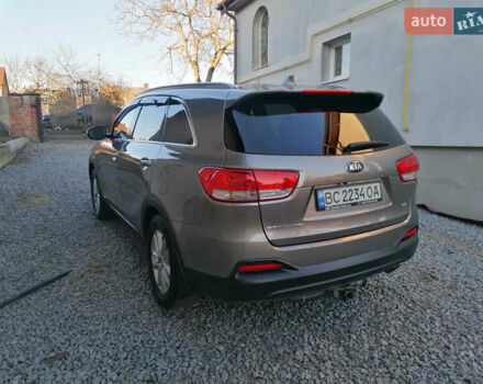 Кіа Соренто 2015 у Львові на Automoto.ua Сірий Кіа Соренто, об'ємом двигуна 2.36 л та пробігом 100 тис. км за 16000 $, фото 5 на Automoto.ua