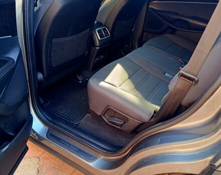 Серый Киа Соренто, объемом двигателя 2.4 л и пробегом 135 тыс. км за 14000 $, фото 10 на Automoto.ua