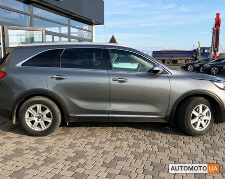 Серый Киа Соренто, объемом двигателя 2 л и пробегом 226 тыс. км за 22800 $, фото 7 на Automoto.ua