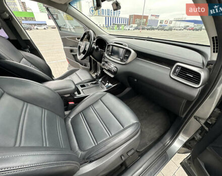 Сірий Кіа Соренто, об'ємом двигуна 2.2 л та пробігом 180 тис. км за 18500 $, фото 56 на Automoto.ua