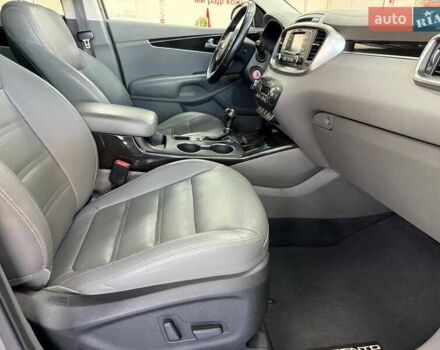 Серый Киа Соренто, объемом двигателя 2 л и пробегом 168 тыс. км за 14990 $, фото 29 на Automoto.ua