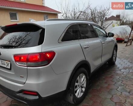 Серый Киа Соренто, объемом двигателя 2.4 л и пробегом 216 тыс. км за 18500 $, фото 6 на Automoto.ua