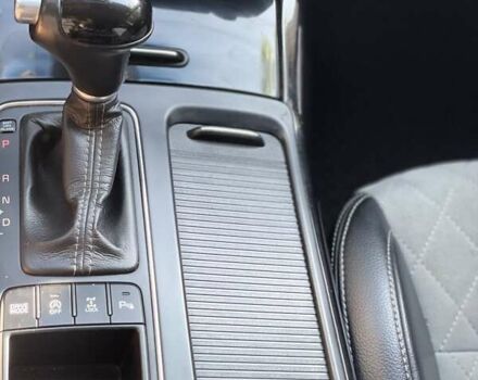 Киа Соренто 2015 в Львове на Automoto.ua Серый Киа Соренто, объемом двигателя 2.2 л и пробегом 131 тыс. км за 20500 $, фото 14 на Automoto.ua