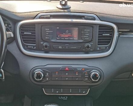 Сірий Кіа Соренто, об'ємом двигуна 2.4 л та пробігом 144 тис. км за 16490 $, фото 19 на Automoto.ua