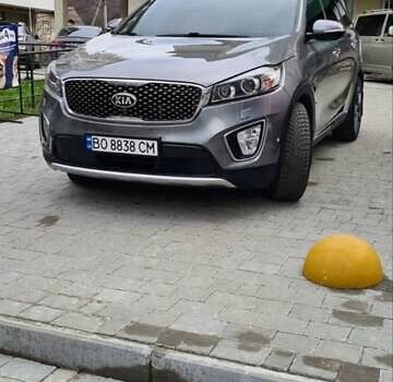 Сірий Кіа Соренто, об'ємом двигуна 2.2 л та пробігом 256 тис. км за 25300 $, фото 3 на Automoto.ua