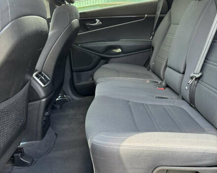 Киа Соренто 2015 в Львове на Automoto.ua Серый Киа Соренто, объемом двигателя 2.4 л и пробегом 134 тыс. км за 14200 $, фото 10 на Automoto.ua