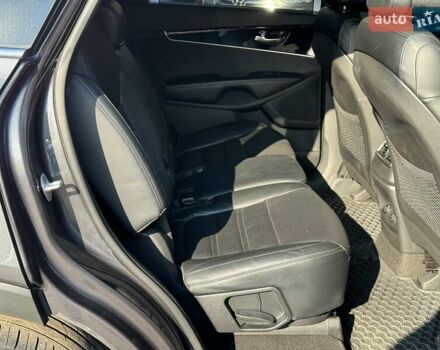 Серый Киа Соренто, объемом двигателя 2.2 л и пробегом 207 тыс. км за 18440 $, фото 33 на Automoto.ua