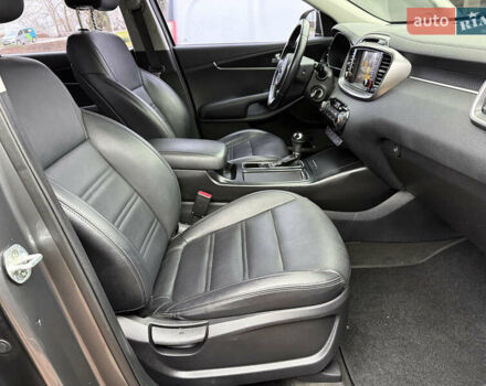 Серый Киа Соренто, объемом двигателя 2 л и пробегом 108 тыс. км за 19700 $, фото 35 на Automoto.ua