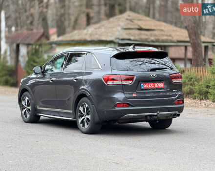 Сірий Кіа Соренто, об'ємом двигуна 2 л та пробігом 238 тис. км за 17550 $, фото 14 на Automoto.ua
