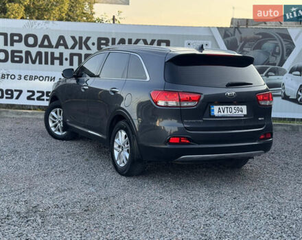 Серый Киа Соренто, объемом двигателя 2.2 л и пробегом 280 тыс. км за 16900 $, фото 12 на Automoto.ua