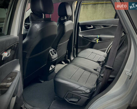 Серый Киа Соренто, объемом двигателя 2.36 л и пробегом 208 тыс. км за 14500 $, фото 13 на Automoto.ua