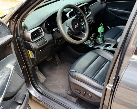 Серый Киа Соренто, объемом двигателя 2 л и пробегом 12 тыс. км за 20500 $, фото 10 на Automoto.ua