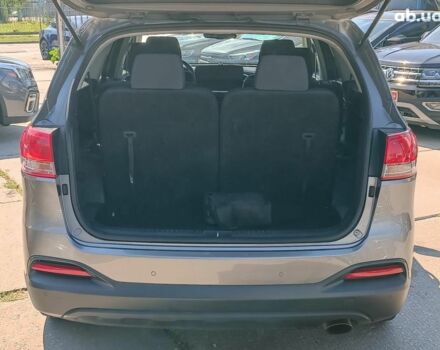 Сірий Кіа Соренто, об'ємом двигуна 2.4 л та пробігом 144 тис. км за 16490 $, фото 12 на Automoto.ua