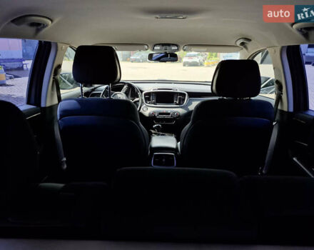 Серый Киа Соренто, объемом двигателя 2.2 л и пробегом 150 тыс. км за 22300 $, фото 39 на Automoto.ua