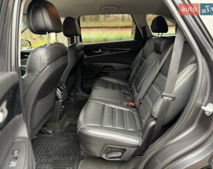 Сірий Кіа Соренто, об'ємом двигуна 2 л та пробігом 238 тис. км за 17550 $, фото 48 на Automoto.ua