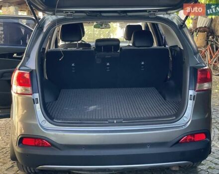 Киа Соренто 2015 в Львове на Automoto.ua Серый Киа Соренто, объемом двигателя 2.2 л и пробегом 131 тыс. км за 20500 $, фото 29 на Automoto.ua