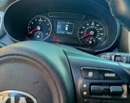 Серый Киа Соренто, объемом двигателя 2.4 л и пробегом 135 тыс. км за 14000 $, фото 4 на Automoto.ua