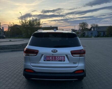 Серый Киа Соренто, объемом двигателя 2.2 л и пробегом 72 тыс. км за 25000 $, фото 4 на Automoto.ua