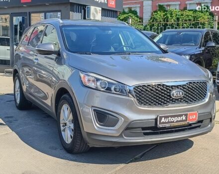 Сірий Кіа Соренто, об'ємом двигуна 2.4 л та пробігом 144 тис. км за 16490 $, фото 7 на Automoto.ua