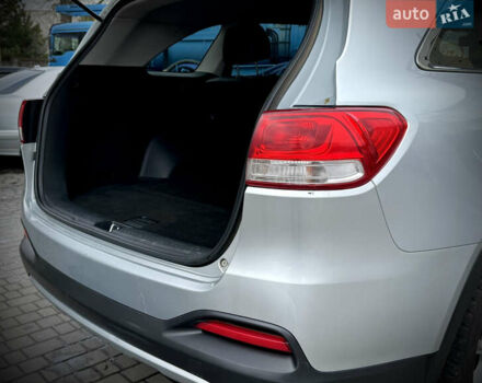 Серый Киа Соренто, объемом двигателя 2.36 л и пробегом 208 тыс. км за 14500 $, фото 19 на Automoto.ua