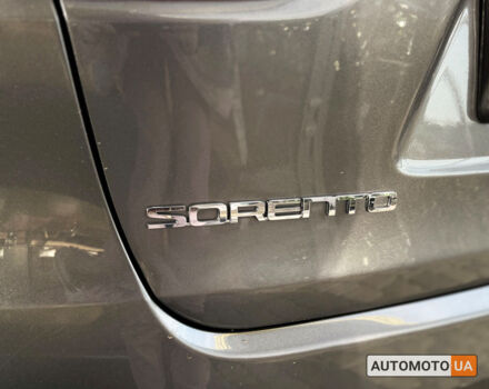 Серый Киа Соренто, объемом двигателя 2 л и пробегом 226 тыс. км за 22800 $, фото 8 на Automoto.ua