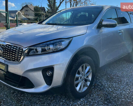 Киа Соренто 2015 в Коломые на Automoto.ua Серый Киа Соренто, объемом двигателя 2.36 л и пробегом 129 тыс. км за 15200 $, фото 3 на Automoto.ua