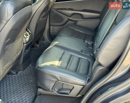 Киа Соренто 2015 в Виннице на Automoto.ua Серый Киа Соренто, объемом двигателя 2.2 л и пробегом 207 тыс. км за 19990 $, фото 27 на Automoto.ua