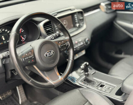 Сірий Кіа Соренто, об'ємом двигуна 2 л та пробігом 238 тис. км за 17550 $, фото 34 на Automoto.ua