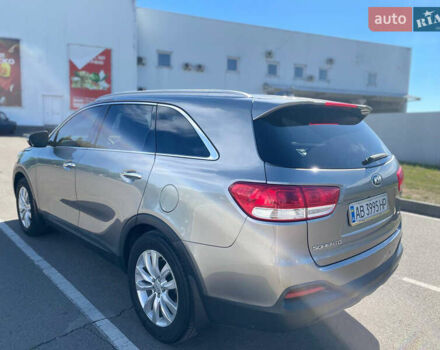 Сірий Кіа Соренто, об'ємом двигуна 2.36 л та пробігом 118 тис. км за 13900 $, фото 5 на Automoto.ua