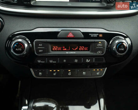 Серый Киа Соренто, объемом двигателя 2 л и пробегом 133 тыс. км за 20700 $, фото 41 на Automoto.ua