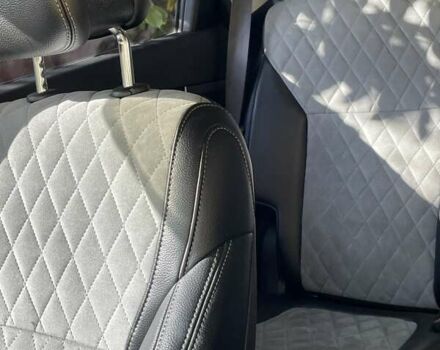 Киа Соренто 2015 в Львове на Automoto.ua Серый Киа Соренто, объемом двигателя 2.2 л и пробегом 131 тыс. км за 20500 $, фото 12 на Automoto.ua