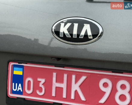 Серый Киа Соренто, объемом двигателя 2.2 л и пробегом 199 тыс. км за 17900 $, фото 50 на Automoto.ua