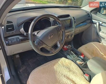 Сірий Кіа Соренто, об'ємом двигуна 2.4 л та пробігом 70 тис. км за 14500 $, фото 3 на Automoto.ua