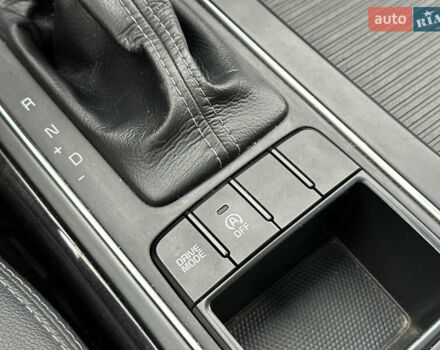 Сірий Кіа Соренто, об'ємом двигуна 2.2 л та пробігом 180 тис. км за 18500 $, фото 81 на Automoto.ua