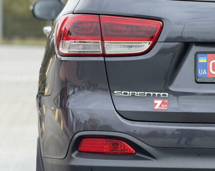 Киа Соренто 2015 в Луцке на Automoto.ua Серый Киа Соренто, объемом двигателя 2 л и пробегом 238 тыс. км за 17700 $, фото 15 на Automoto.ua