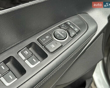 Сірий Кіа Соренто, об'ємом двигуна 2.2 л та пробігом 180 тис. км за 18500 $, фото 63 на Automoto.ua