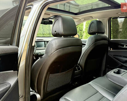 Серый Киа Соренто, объемом двигателя 2.2 л и пробегом 217 тыс. км за 20900 $, фото 19 на Automoto.ua