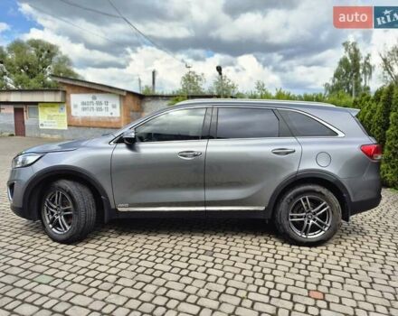 Серый Киа Соренто, объемом двигателя 2.2 л и пробегом 150 тыс. км за 22300 $, фото 3 на Automoto.ua
