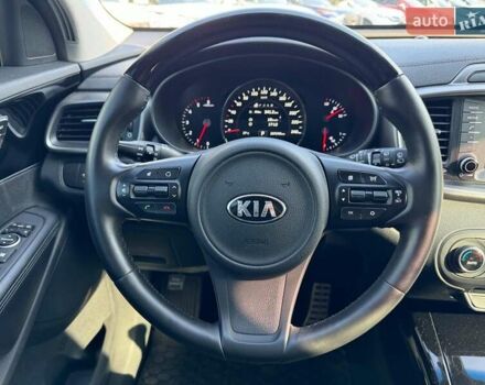 Киа Соренто 2015 в Виннице на Automoto.ua Серый Киа Соренто, объемом двигателя 2.2 л и пробегом 207 тыс. км за 19990 $, фото 39 на Automoto.ua