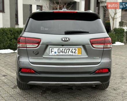 Серый Киа Соренто, объемом двигателя 2.2 л и пробегом 193 тыс. км за 22222 $, фото 26 на Automoto.ua