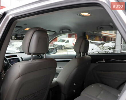 Серый Киа Соренто, объемом двигателя 2.4 л и пробегом 77 тыс. км за 12900 $, фото 34 на Automoto.ua