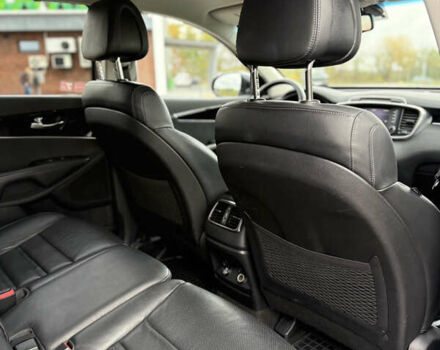 Киа Соренто 2015 в Луцке на Automoto.ua Серый Киа Соренто, объемом двигателя 2 л и пробегом 238 тыс. км за 17700 $, фото 45 на Automoto.ua