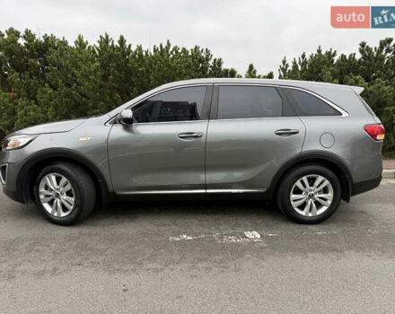 Серый Киа Соренто, объемом двигателя 2 л и пробегом 108 тыс. км за 19700 $, фото 11 на Automoto.ua